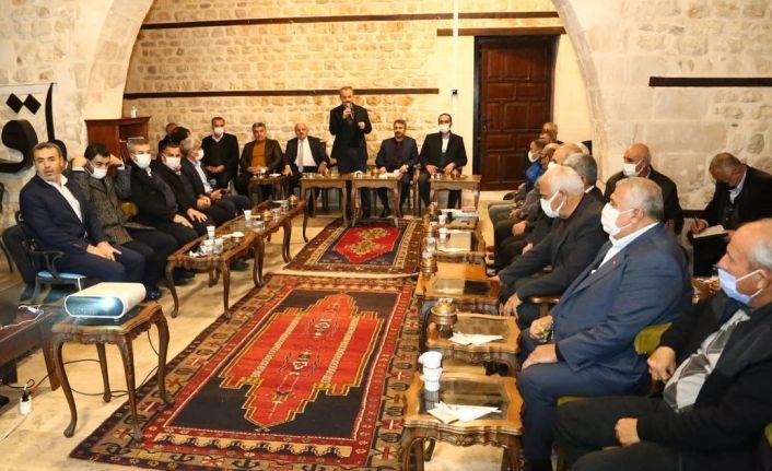 Başkan Kılınç, AK Parti merkez ilçe yönetimiyle bir araya geldi