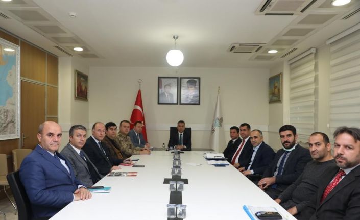 Bitlis’te metruk binaların yıkımları görüşüldü