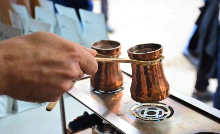 Bu festivalde yalnızca kahve içilmiyor, kahvenin tarihi yolculuğuna da çıkılıyor