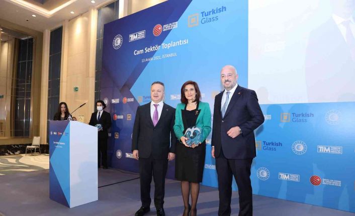“Cam sektörü, yılsonu itibarıyla 1,3 milyar dolar ihracat rakamına ulaşacak”