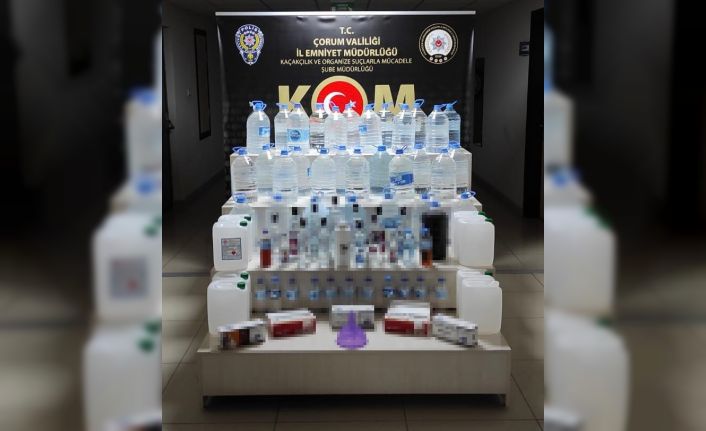 Çorum’da 162 litre sahte rakı ve 5 litre şarap ele geçirildi