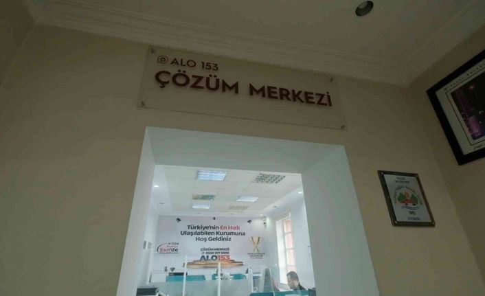 Çözüm merkezini arayan minik çocuk ile personelin diyaloğu gülümsetti