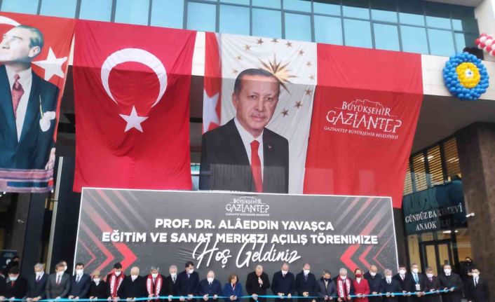 Cumhurbaşkanı Erdoğan, Prof. Dr. Alâeddin Yavaşca Kurs Merkezi’nin açılışını yaptı