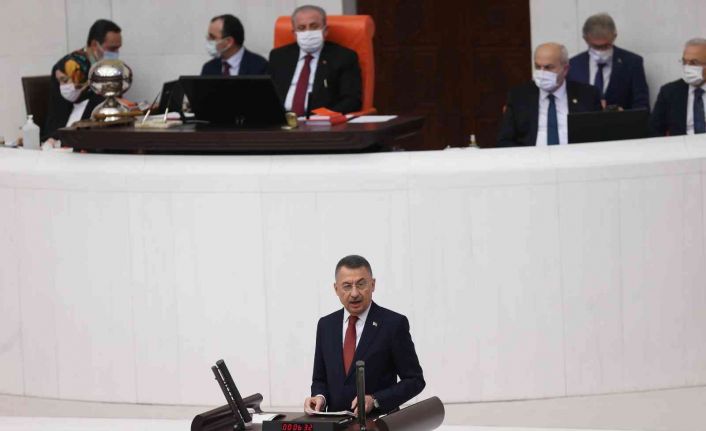 Cumhurbaşkanı Yardımcısı Oktay: "Bu sınama, ekonomi üzerinden ülkemize sözde diz çöktürmek isteyenler için de sürdürülebilir değildir"