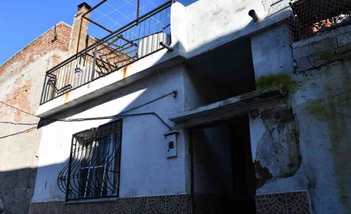 Dede ve babaannesi zehirlenerek öldü, küçük Zeynep inanılmaz bir şekilde kurtuldu