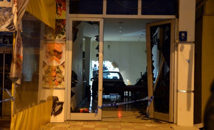 (düzeltme) İş yerine arabayla dalan ortağını tabancayla vurdu: 1 ölü