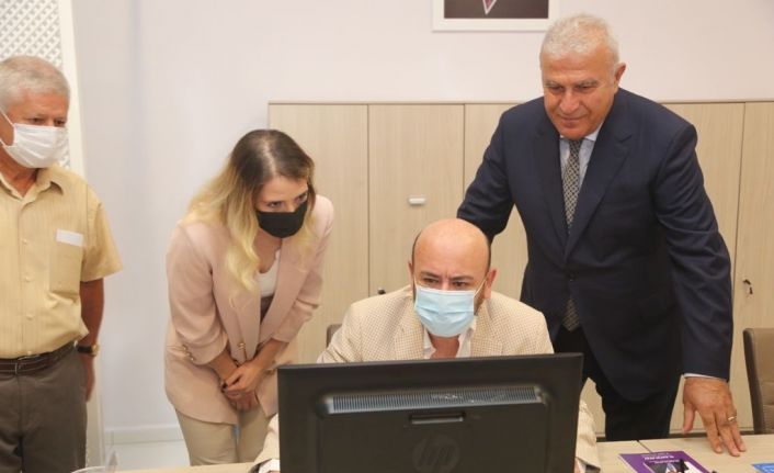 Efeler Kariyer Merkezi, 3 ayda 8 kişiye iş imkanı sağladı