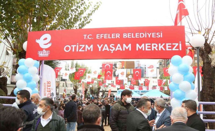 Efeler’in Otizm Yaşam Merkezi diğer belediyelere örnek gösterildi