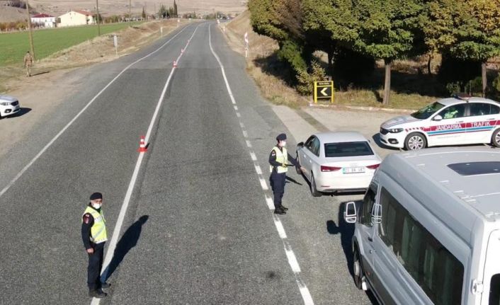 Elazığ’da kural ihlali yapan sürücüler, drone ile tespit edilip ceza kesildi