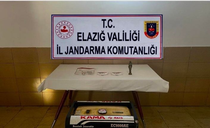 Elazığ’da tarihi eser operasyonunda Meryem Ana heykeli ele geçirildi: 3 gözaltı