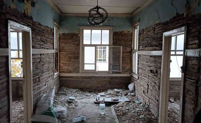 Ferdane Hanım Konağı’nda restorasyon çalışmaları başladı