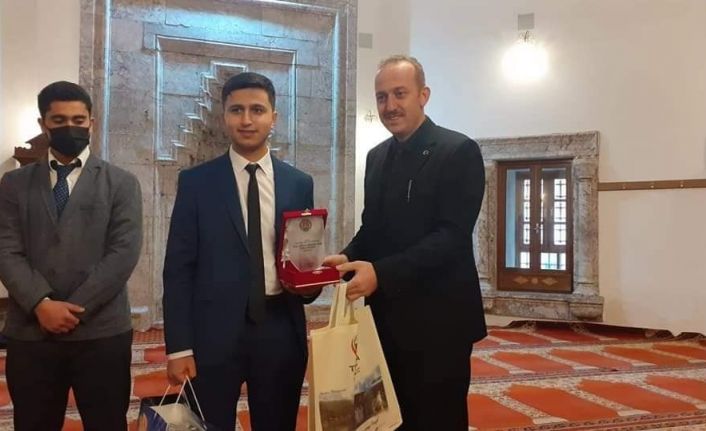 "Genç Hatipler Hutbe Okuma Yarışması" final heyecanı Tosya’da yaşandı