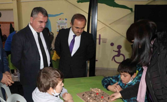 Havza’da 2. Zekâ Geliştirici Ahşap Akıl ve Strateji Oyunları El Sanatları Sergisi