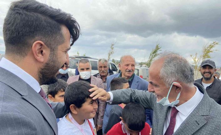 Horasan Belediyesi kent estetiğine değer katacak hizmetlere öncelik tanıyor