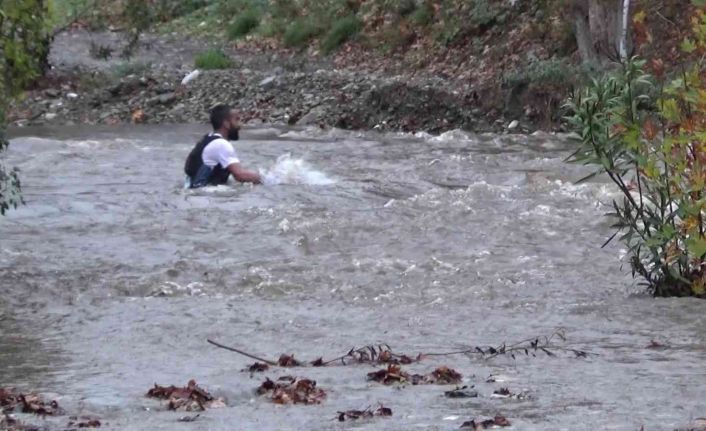 İda Ultra Maraton’da boğulma tehlikesi geçiren sporcunun zor anları kameralara yansıdı