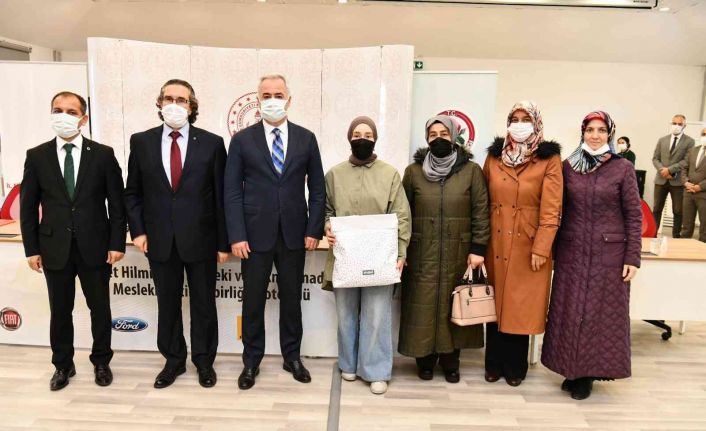 Isparta’da meslek lisesi öğrencilerine deneyim fırsatı