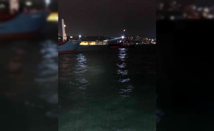İstanbul Boğazı’nda arıza yapan gemi Ahırkapı’ya demirletildi