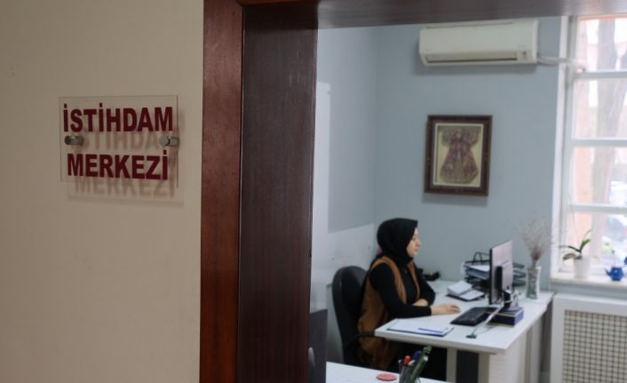 İstihdam Merkezi, iş arayan ve işvereni buluşturmaya devam ediyor