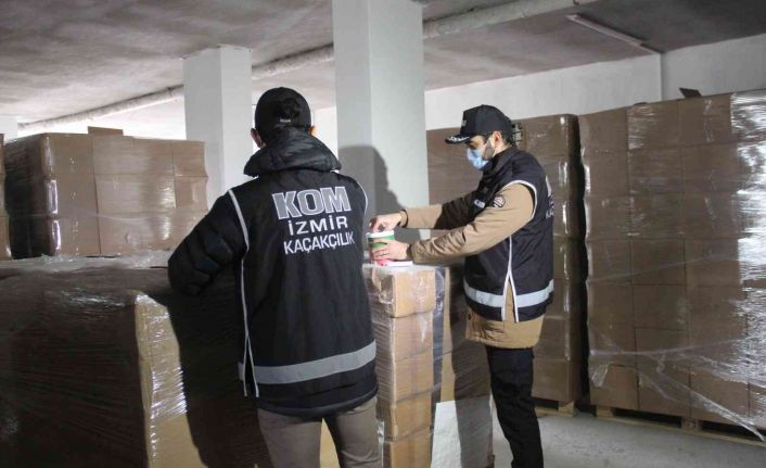 İzmir’de Cumhuriyet tarihinin en büyük kaçak nargile tütünü operasyonu: 42 ton ele geçirildi