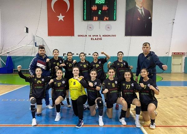 Kadınlar Hentbol 1. Lig: Elazığ SYSK: 33 - Kızıltepe Spor Lisesi SK: 24
