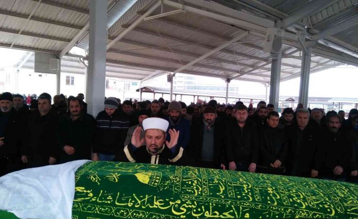 Karısını öldüren şizofreni hastasına ağırlaştırılmış müebbet