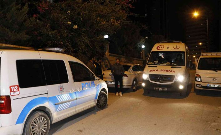 Karısıyla barıştıktan bir gün sonra pompalı tüfekle defalarca ateş ederek öldürdü