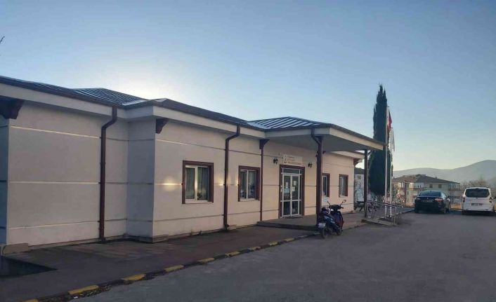 Kayıtlı olduğu sağlık ocağında yazılan iğneyi başka bir sağlık ocağında vurmadılar