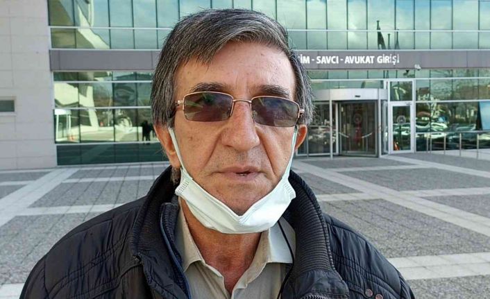 Kendisini polis olarak tanıttığı taksicinin 400 lirasını gasp eden şahıs, 24 yılla yargılanıyor