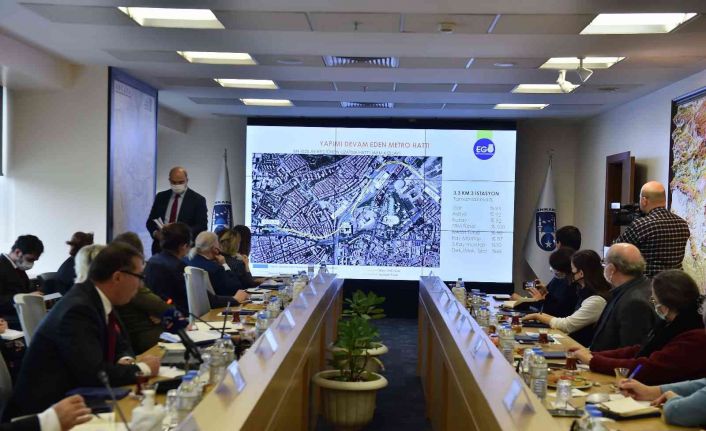 Kızılay-Dikmen metro hattı projesi için akademisyenler ve meslek odalarından görüş alındı