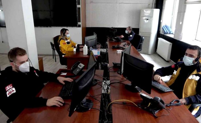 Köyden merkeze gitmek için hasta numarası yapıp ambulans çağırmışlar