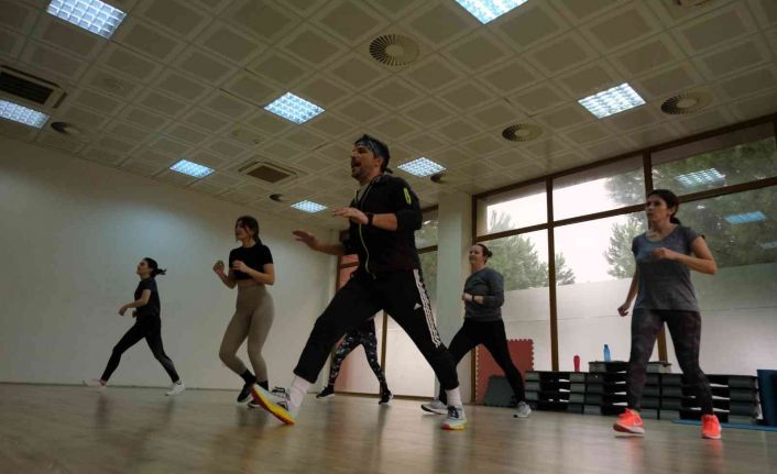 Manisa CBÜ Sağlık İçin Spor Merkezi ilgi görüyor