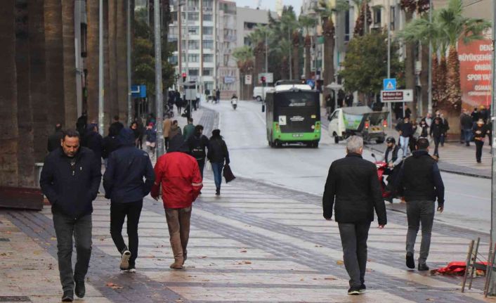 Mavi kategorideki Denizli’de haftalık vaka sayısı arttı