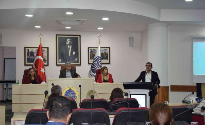 Meclis toplantısında CHP’li Vursavuş’tan ilginç öneri