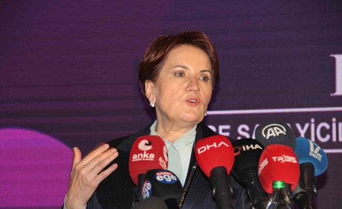 Meral Akşener, İzmir’de iş dünyasıyla buluştu