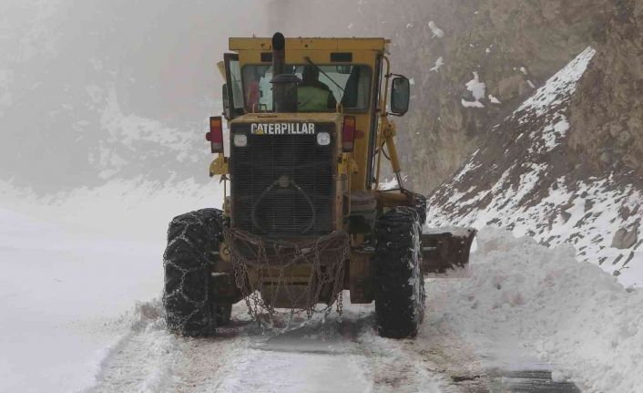 Muş’ta 39 köy yolu ulaşıma kapalı