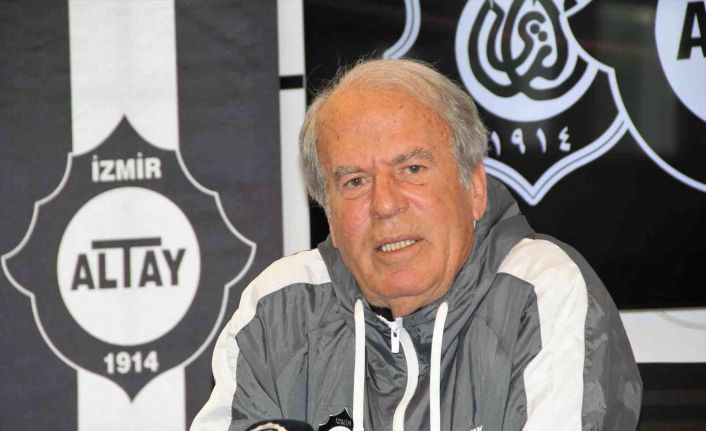 Mustafa Denizli: "Şartlar el verirse 2 Türk futbolcu transferi yapmak istiyoruz"