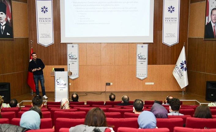 Öğrenci Kulübü Gen Aktuel, Biyolojik ve Metabolik araştırmalar üzerine bir konferans düzenledi
