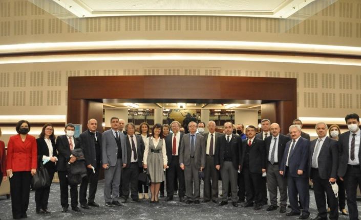 Öğretim Üyesi Doç. Dr. Çetin, Atatürk Kültür, Dil ve Tarih Yüksek Kurumu Bilim Kurulu asli üyeliğine seçildi