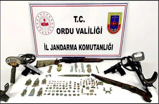Ordu’da Roma dönemine ait tarihi eserler ele geçirildi: 5 gözaltı