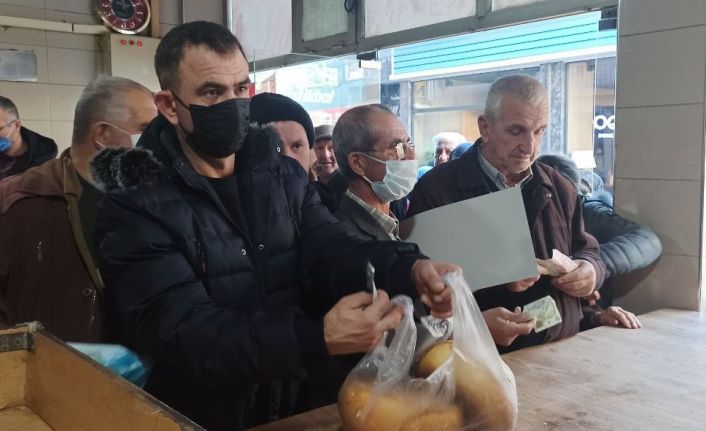 (Özel) Türkiye’ye örnek olacak fırıncı...Bu fırına giren dua edip çıkıyor