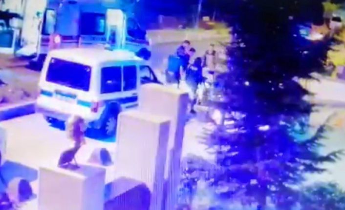 Polis memurunu telsizi ile darp eden sanığa 4 yıla kadar hapis istemi