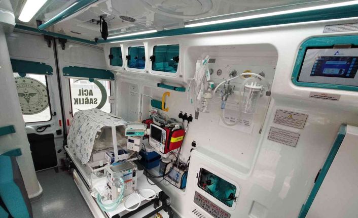 Sağlık Bakanlığının yenidoğan ve obez ambulansları her an göreve hazır