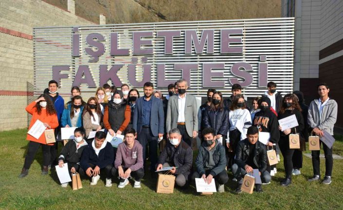 Şehirle bütünleşen üniversite