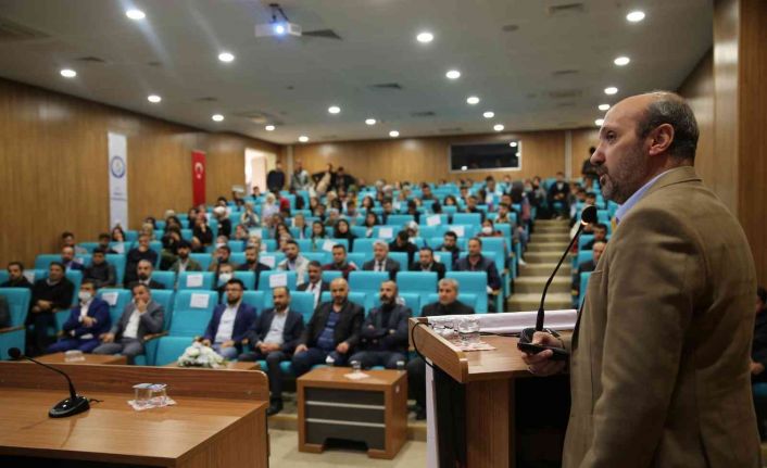 Şırnak’ta ’Şehrimi Tanıyorum’ konferansı düzenlendi