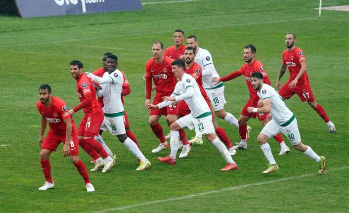 Spor Toto 1. Lig: Ümraniyespor: 4 - Bursaspor: 1