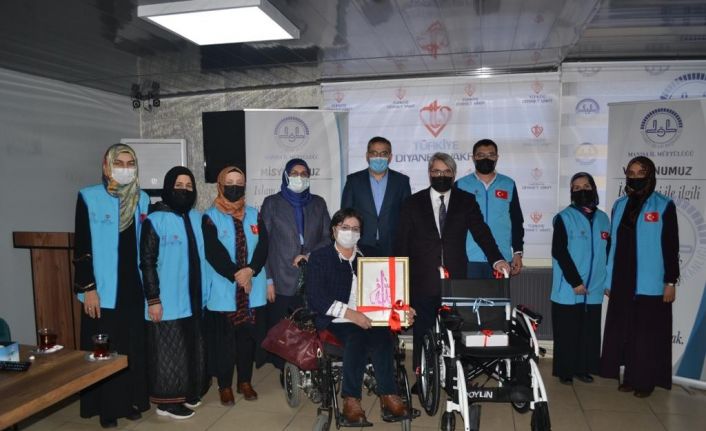 TDV Kadın Kolları engellileri unutmadı