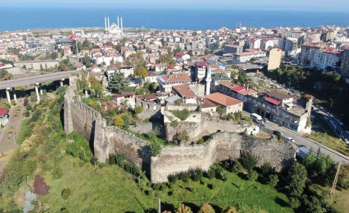 Trabzon İçkale’deki arkeolojik kazıda 4 büyük medeniyetin izleri aranıyor