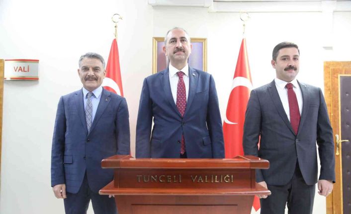 Tunceli’de 22 yıl sonra bir ilk yaşandı, Adalet Bakanı Gül Tunceli’de incelemelerde bulundu