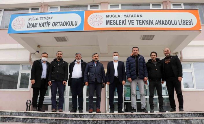 Uçak Yatağan’da okulları ziyaret etti