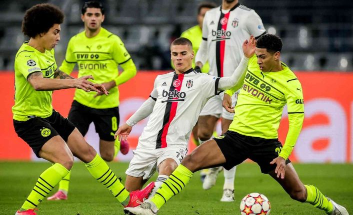 UEFA Şampiyonlar Ligi: Borussia Dortmund: 2 - Beşiktaş: 0 (İlk yarı)